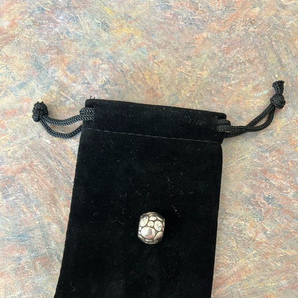 Silver spot bead - Picture 3 of 3